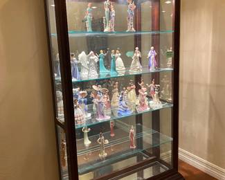 Lighted Curio Cabinet 