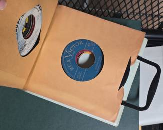Vintage Ponytail Tune Tote 45 RPM Record Carrying Case