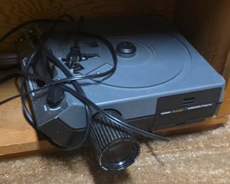 Kodak Medallist I Carousel Slide Projector