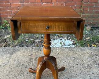 Lot 46: One Drawer Drop Leaf End Table 