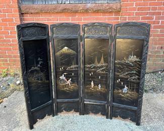 Lot 42: Asian Lacquered Divider 