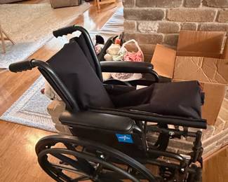 Medline Guardian K Basic Manual Wheelchair