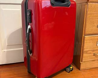 R12 -  $50. Heys 4 spinning wheel luggage. Measures 17" x 10" x 28" tall. Zippers work - clean inside. 
