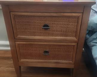 Qty nightstands