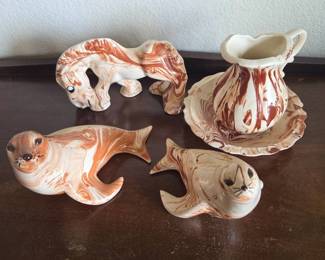 Lot 046 Lot of 5 Vintage Marbled Pottery Pieces Kooyah Ware Alaska Seals, Horse Pitcher