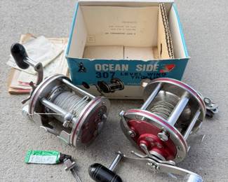 Lot 198 Lot of 2 Vintage Penn Conventional Trolling Fishing Reels with Ocean Side 307 Box