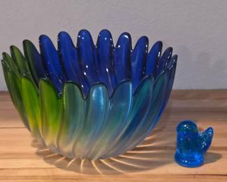 Lot 075 Vintage Studio Nova Walther Glas Solaris Art Glass Bowl Signed Leo Ward Bluebird