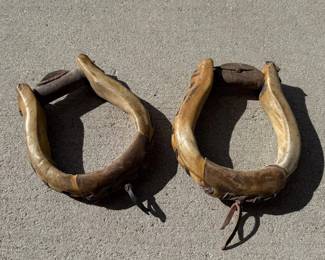 Lot 245 Pair of Rounded Roper Rawhide Stirrups Natural Leather 5 Tread