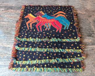 Lot 086 Set of 4 Colorful Woven Horse Placemats with Fringe Western Equestrian Dcor