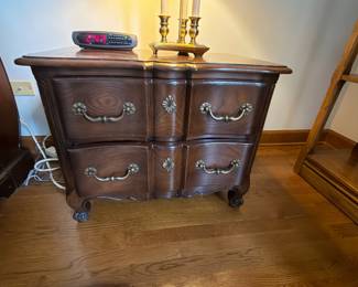 vintage Henredon Four Centuries walnut bedside chest