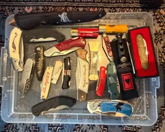 pocket knives