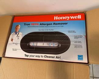 Honeywell True HEPA Allergen Remover Air Purifier - New In Box