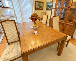 Warm Traditional Dining Room