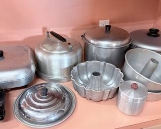 Vintage aluminum baking/cookware