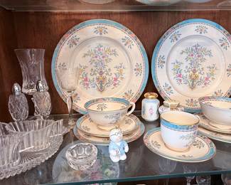 Lennox Blue Tree place setting for 6