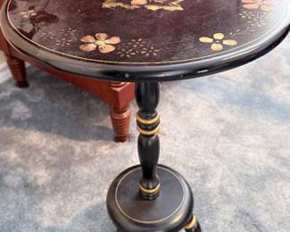 Vintage Ethan Allen Hitchcock style side table
