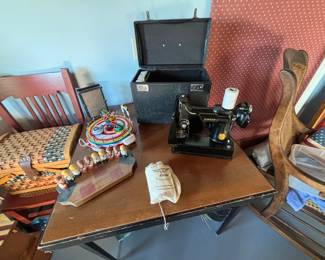 Singer Featherweight
