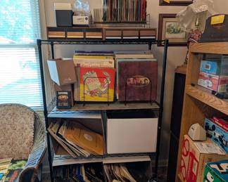 Vinyl including 45s