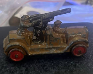 Lot 29: Barclay Lead 1930s Cast Howitzer Small Toy Vehicle