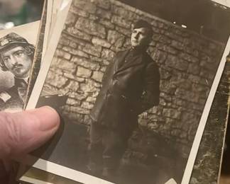 Lot 106: I Sort Light Military Paper From Civil War To World War Ii