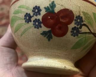 Lot 157: SOCIETE CERAMIQUE MAESRICHT MADE IN HOLLAND Bowls