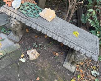 Concrete bench with lion pedestals