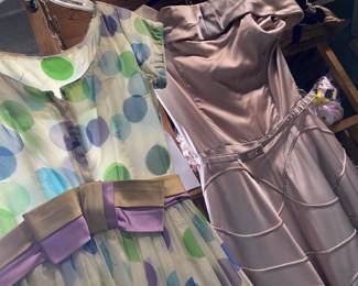 VINTAGE PROM DRESSES
