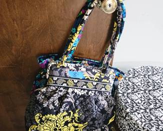 $8 - Vera Bradley purse