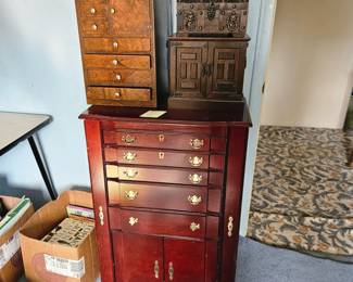 Jewelry chests
