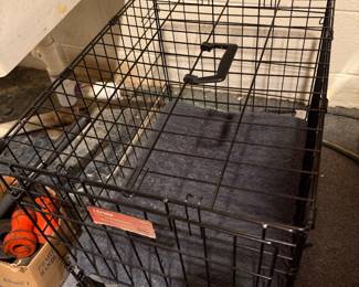 Medium dog crate