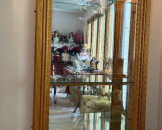 Lighted curio 