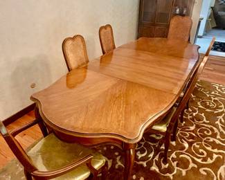 6 chairs 3 leaves