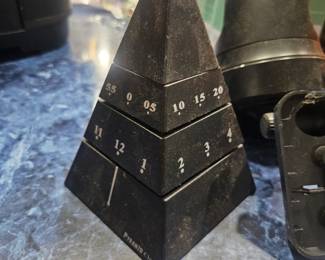 Circa 1993 pyramid clock $20