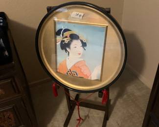 Tray table