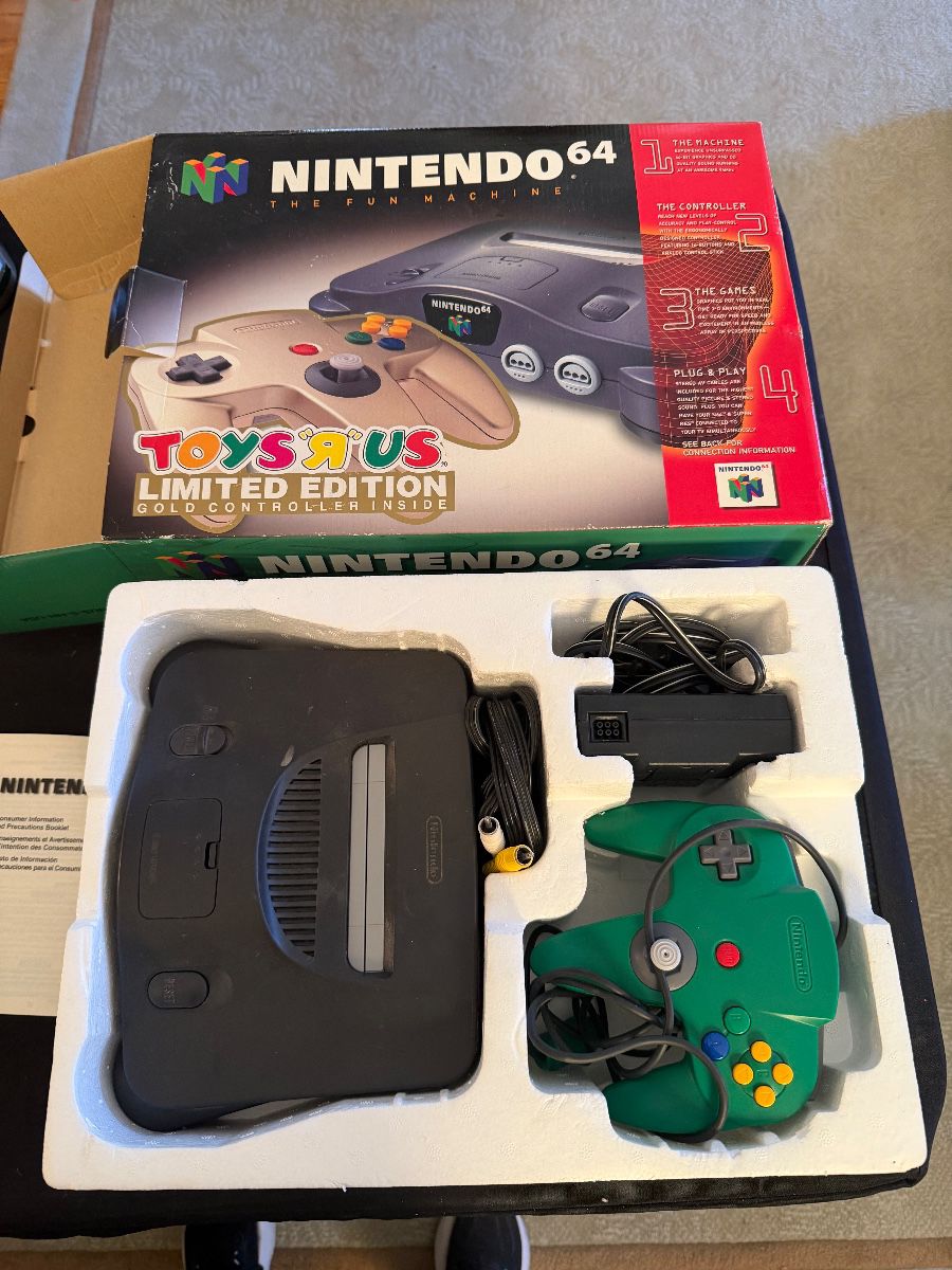 Nintendo 64 Toys R US Edition Complete In Box