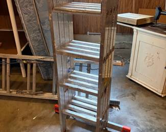 Multipurpose folding aluminum ladder