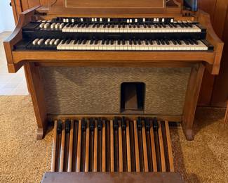 Hammond Organ