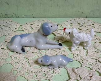 Porcelain animal figures