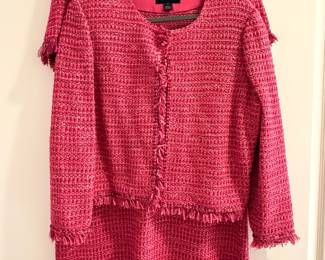 High-End Ladies’ Designer Clothing, predominantly Size 16 / XL. Sizes May Vary.