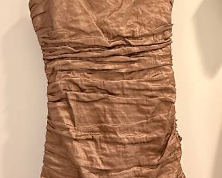 High-End Ladies’ Designer Clothing, predominantly Size 16 / XL. Sizes May Vary.