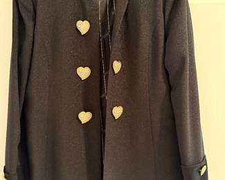 High-End Ladies’ Designer Clothing, predominantly Size 16 / XL. Sizes May Vary.