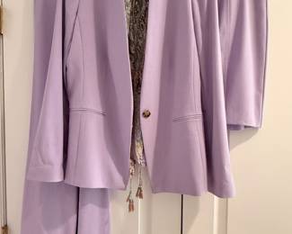 High-End Ladies’ Designer Clothing, predominantly Size 16 / XL. Sizes May Vary.