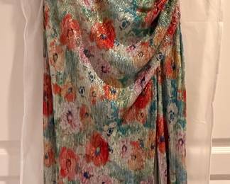 High-End Ladies’ Designer Clothing, predominantly Size 16 / XL. Sizes May Vary.