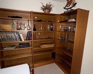 Bookcases and decorative items
