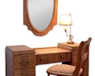 Solid Wood 5Drawer Vanity, Mirror, Chair And Lamp