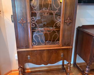 Vintage Art Deco / Depression-Era Display Cabinet