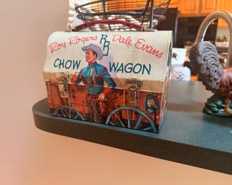 Roy Rogers and Dale Evans Chow Wagon dome-metal lunch box