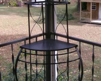 CORNER METAL STAND