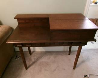 HAND MADE DESK