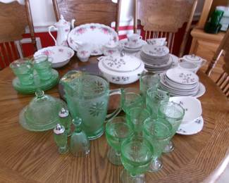 CHINA AND VINTAGE GLASSWARE